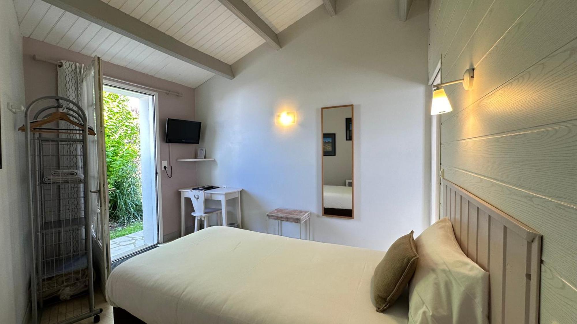 Hotel Le Goeland Barbatre Экстерьер фото