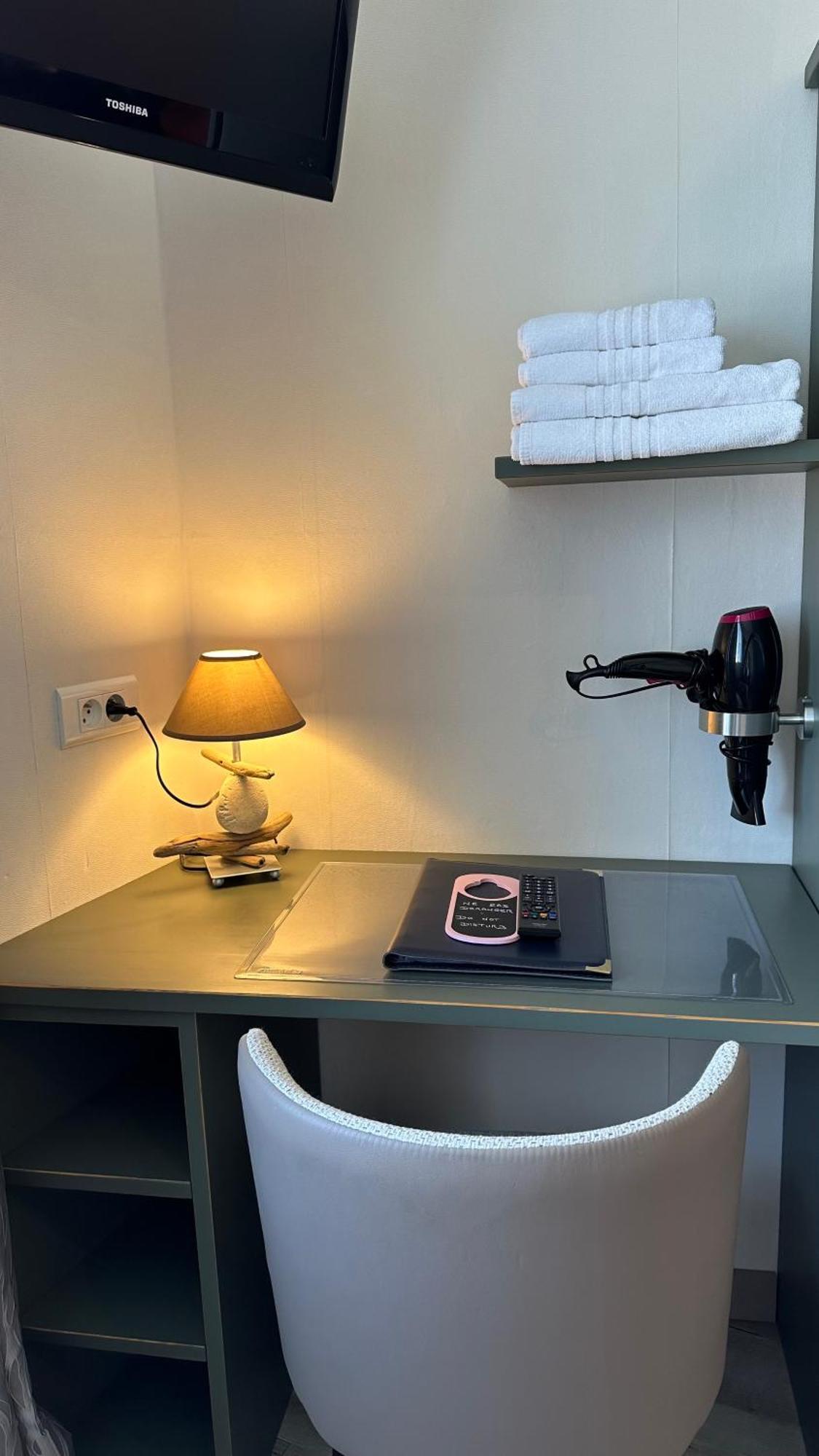 Hotel Le Goeland Barbatre Экстерьер фото