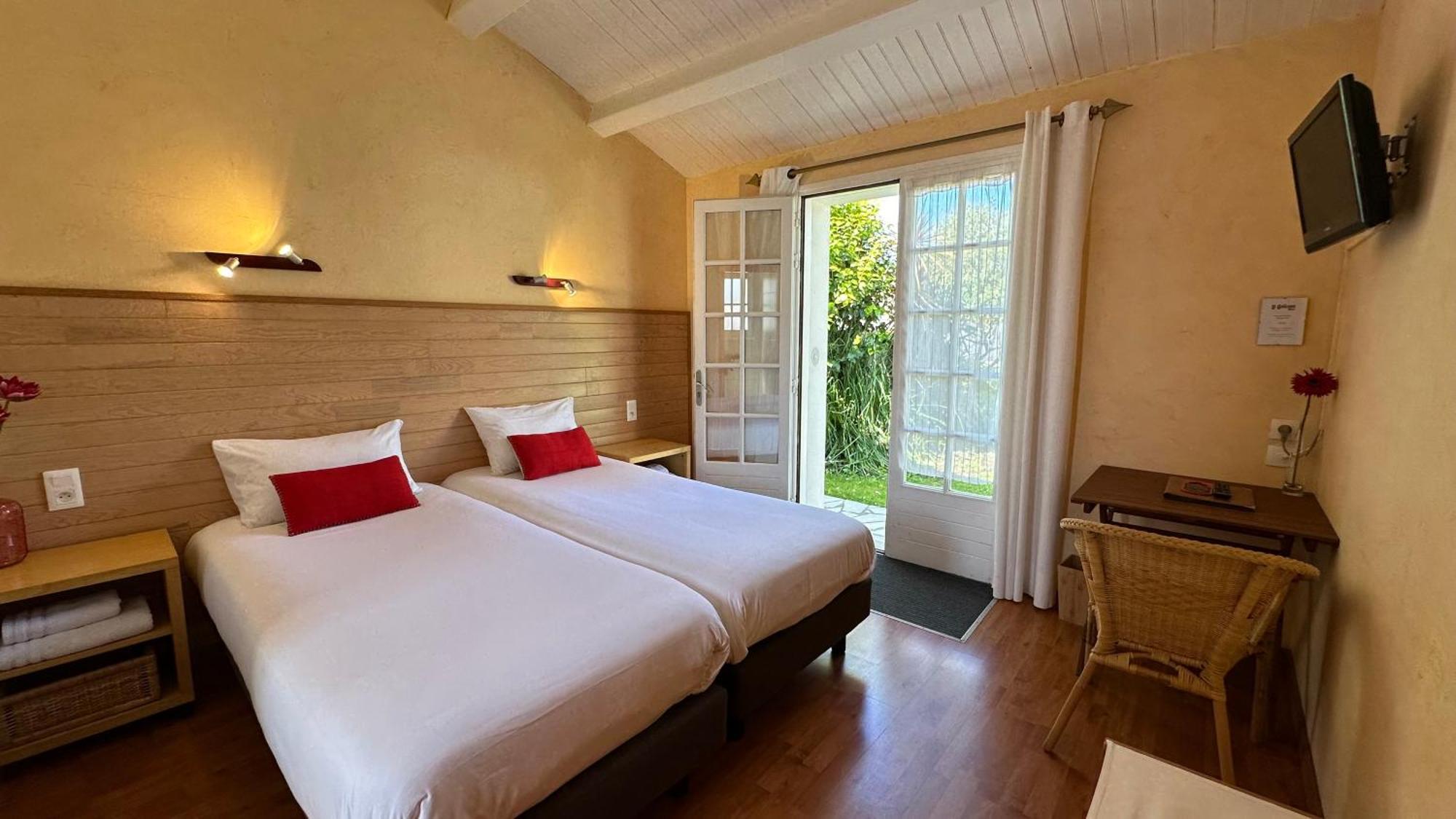 Hotel Le Goeland Barbatre Экстерьер фото